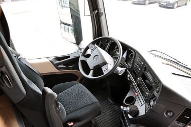 Тягач низкорамный Mercedes-Benz Actros 1845 LSnRL #2