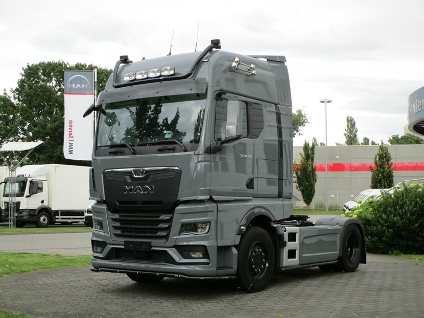 MAN TGX 18.64