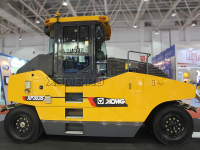 Каток на пневмоколесном ходу XCMG XP303S